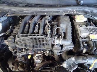 Peugeot 208 1.2 VTI picture 5