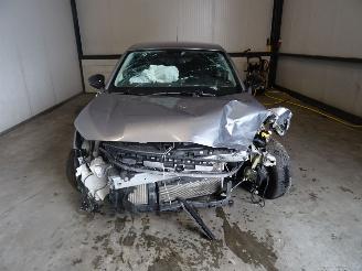 Peugeot 208 1.2 THP picture 4