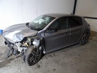 Peugeot 208 1.2 THP picture 3