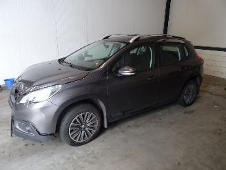 Purkuautot passenger cars Peugeot 2008 1.2 VTI 2015/9