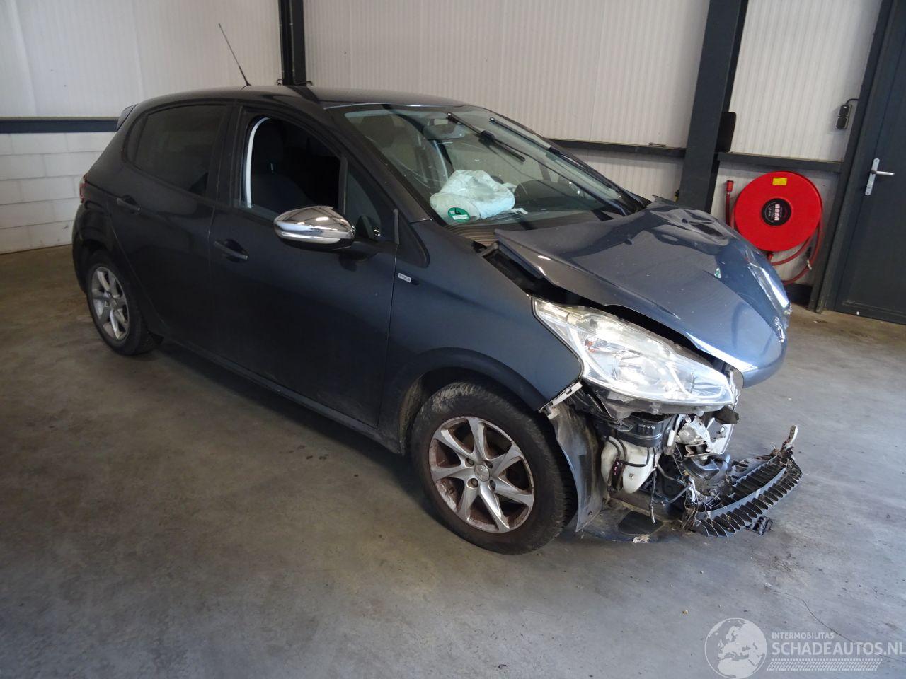 Peugeot 208 1.2 VTI