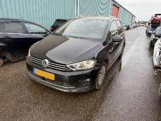 Salvage car Volkswagen Golf Sportsvan 1.6 TDI 2015/1