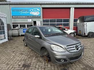 Salvage car Mercedes B-klasse B (W245), Hatchback, 2005 / 2011 1.7 B-170 16V 2007/1