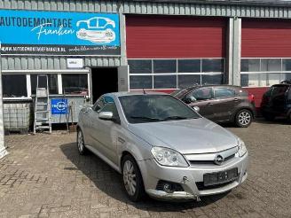 disassembly passenger cars Opel Tigra Tigra Twin Top, Cabrio, 2004 / 2010 1.8 16V 2004/10