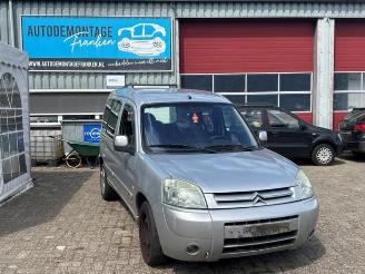Salvage car Citroën Berlingo Berlingo Cinqspace, Multispace, MPV, 1996 / 2011 1.6 16V 2005/3