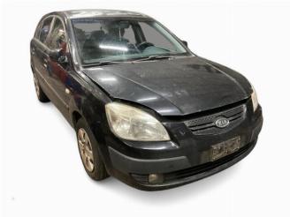 Auto da rottamare Kia Rio Rio II (DE), Hatchback, 2005 / 2011 1.4 16V 2007/3