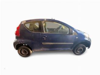 Peugeot 107 107, Hatchback, 2005 / 2014 1.0 12V picture 5