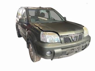Vrakbiler auto Nissan X-Trail X-Trail (T30), SUV, 2001 / 2013 2.2 dCi 16V 4x2 2004/11
