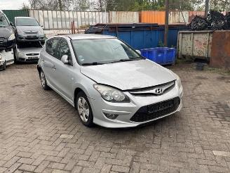 Auto da rottamare Hyundai I-30 i30 (FD), Hatchback, 2007 / 2011 1.4 CVVT 16V 2011/3