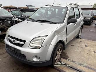 Coche siniestrado Suzuki Ignis New Ignis (MH), Hatchback 5-drs, 2003 / 2007 1.5 16V 2005/6