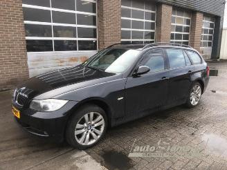 Coche siniestrado BMW 3-serie 3 serie Touring (E91), Combi, 2004 / 2012 318i 16V 2007/2