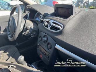 Renault Clio Clio III (BR/CR), Hatchback, 2005 / 2014 1.2 16V 75 picture 5