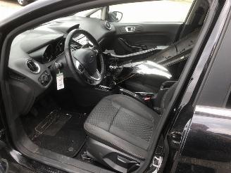 Ford Fiesta  picture 9