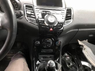 Ford Fiesta  picture 10