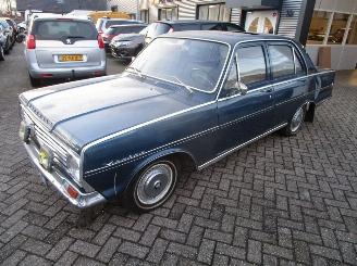 Vaurioauto  passenger cars Vauxhall Tribeca VICTOR  101  DELUXE 1966/5