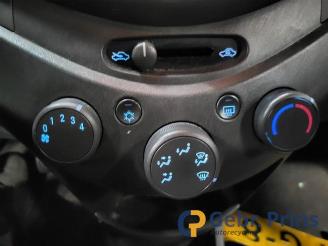 Chevrolet Spark Spark (M300), Hatchback, 2010 1.0 16V Bifuel picture 6