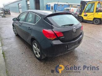 Opel Astra Astra J (PC6/PD6/PE6/PF6), Hatchback 5-drs, 2009 / 2015 1.4 16V ecoFLEX picture 4