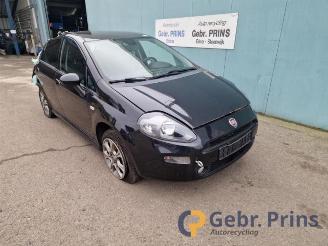 Uttjänta bilar auto Fiat Punto Punto III (199), Hatchback, 2012 0.9 TwinAir 2013/12