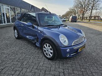 Mini One 1.6 16V One Cabrio  Benzine 1.598cc 66kW (90pk) FWD picture 4