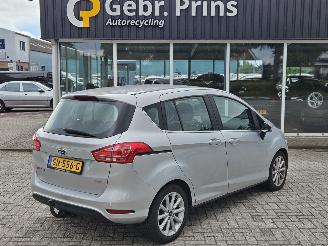 Auto incidentate Ford B-Max 1.0 EcoBoost 12V 125 MPV  Benzine 998cc 92kW (125pk) FWD 2015/6