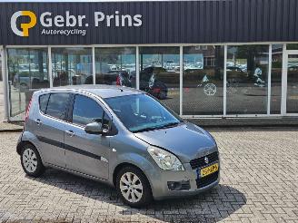 Damaged car Suzuki Splash 1.2 16V MPV  Benzine 1.242cc 63kW (86pk) FWD 2 2009/1