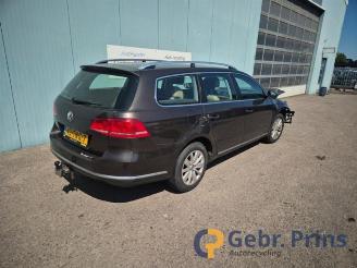 Auto da rottamare Volkswagen Passat Passat Variant (365), Combi, 2010 / 2015 1.6 TDI 16V Bluemotion 2012/3