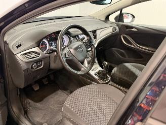 Opel Astra SPORTS TOURER picture 12