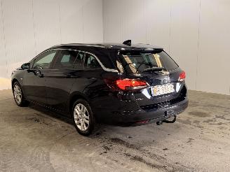 krockskadad bil auto Opel Astra SPORTS TOURER 2018/5