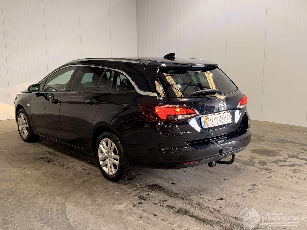 Opel Astra SPORTS TOURER
