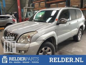 disassembly passenger cars Toyota Landcruiser Land Cruiser (J12), Terreinwagen, 2002 / 2010 3.0 D-4D 16V 2003/6