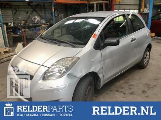 disassembly passenger cars Toyota Yaris Yaris II (P9), Hatchback, 2005 / 2014 1.0 12V VVT-i 2009/5