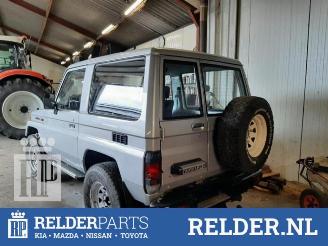 disassembly passenger cars Toyota Landcruiser Land Cruiser (J7), Terreinwagen, 1984 2.4 TD 1987/6