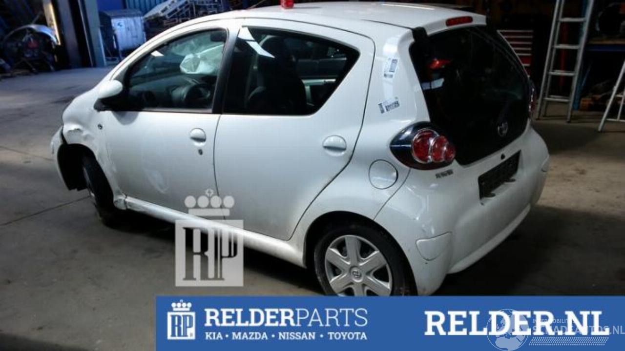 Toyota Aygo Aygo (B10), Hatchback, 2005 / 2014 1.0 12V VVT-i