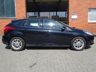 Ford Focus 1.0 EcoBoost Titanium, Airco, Cruise control, Trekhaak picture 6