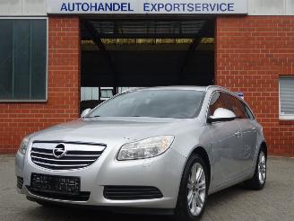 uszkodzony samochody osobowe Opel Insignia Sports Tourer 1.8i 103kw, Airco, Cruise, Trekhaak 2012/2