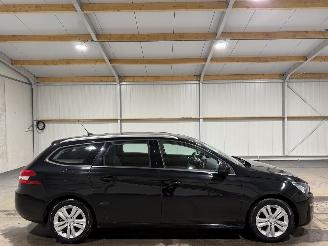 uszkodzony samochody osobowe Peugeot 308 1.2 PureTech 81kW Active Clima 2017/2