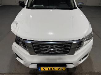 Nissan Navara 2.3dCi 120kW N-Connecta King Cab picture 22