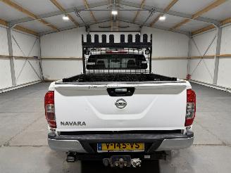 Nissan Navara 2.3dCi 120kW N-Connecta King Cab picture 7