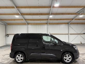 krockskadad bil bedrijf Opel Combo 1.5D 75kW L1H1 Edition Navi 2021/2