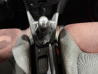 Renault Clio 1.5dCi 66kW Eco Authentique picture 17