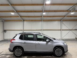 Vaurioauto  passenger cars Peugeot 2008 1.2PureTech 60kW Automaat Pano Active 2016/2