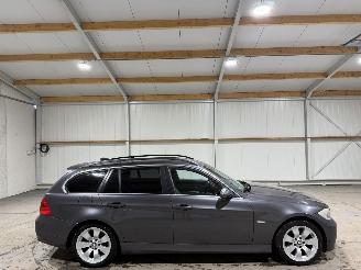 Damaged car BMW 3-serie 325XI 160kW Automaat Clima Navi 2008/3