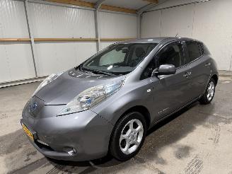 Nissan Leaf 24kWh 80kW Tekna picture 9