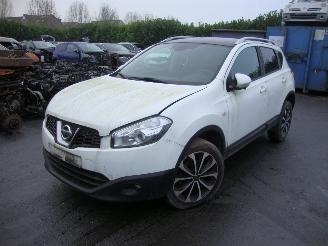 disassembly passenger cars Nissan Qashqai diesel 2013/1