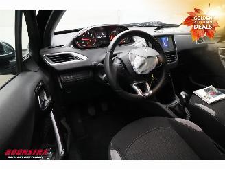 Peugeot 208 1.2 VTi Style Navi Airco Cruise PDC 117.066 km! picture 19