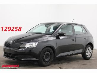 damaged passenger cars Skoda Fabia 1.0 Active Airco Bluetooth 52.434 km! 2018/6