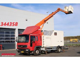 bruktbiler auto Volvo FL 220 Hubarbeitsbuhne Custers T200 18T 2003/5