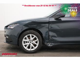 Seat Leon Sportstourer 1.5 eTSI Style Aut. LED ACC Navi Clima Camera 16.633 km! picture 9