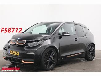 Schadeauto BMW i3 S 120Ah 42 kWh RoadStyle Edition LED H/K Leder Camera SHZ 2019/12