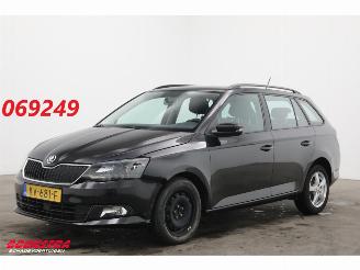 Vaurioauto  passenger cars Skoda Fabia Combi 1.2 TSI Ambition Business Navi Airco Cruise PDC AHK 2017/1